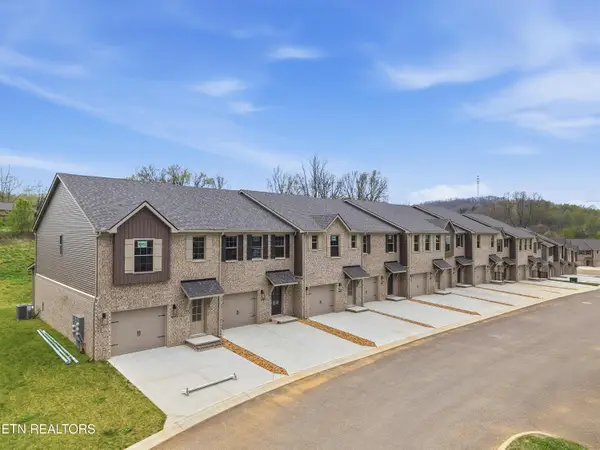 8954 Keenberg Lane, Knoxville, TN 37931