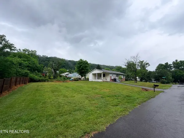 3421 Bellgreen Lane, Knoxville, TN 37918