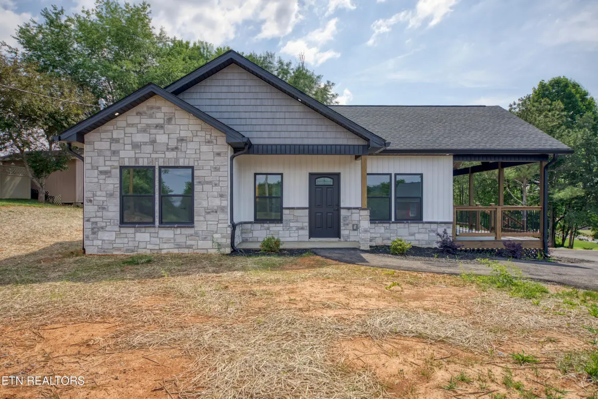 447 Cherokee Hills Rd, Seymour, TN 37865 - #1