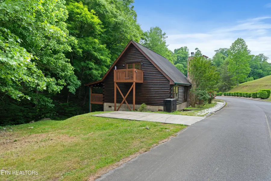 1316 Wedge Tailed Lane, Sevierville, TN 37876 - #2