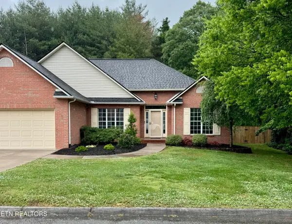 2381 Conners Creek Circle, Knoxville, TN 37932