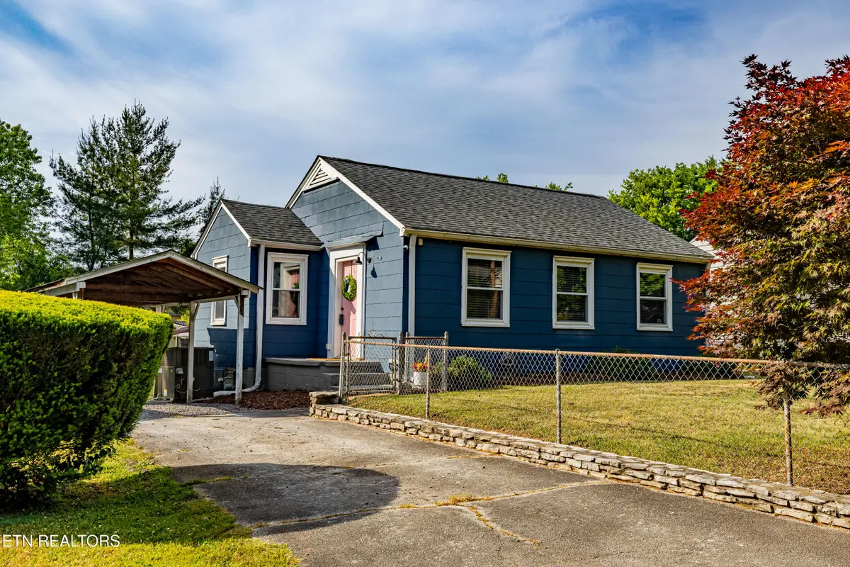 3329 Selma Ave, Knoxville, TN 37914 - #1