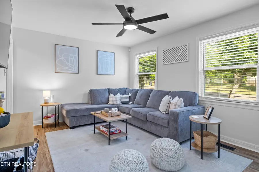3329 Selma Ave, Knoxville, TN 37914 - #2