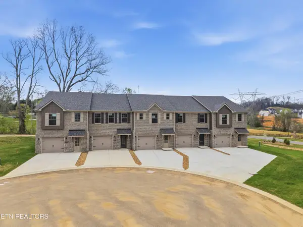 8996 Keenberg Lane, Knoxville, TN 37931