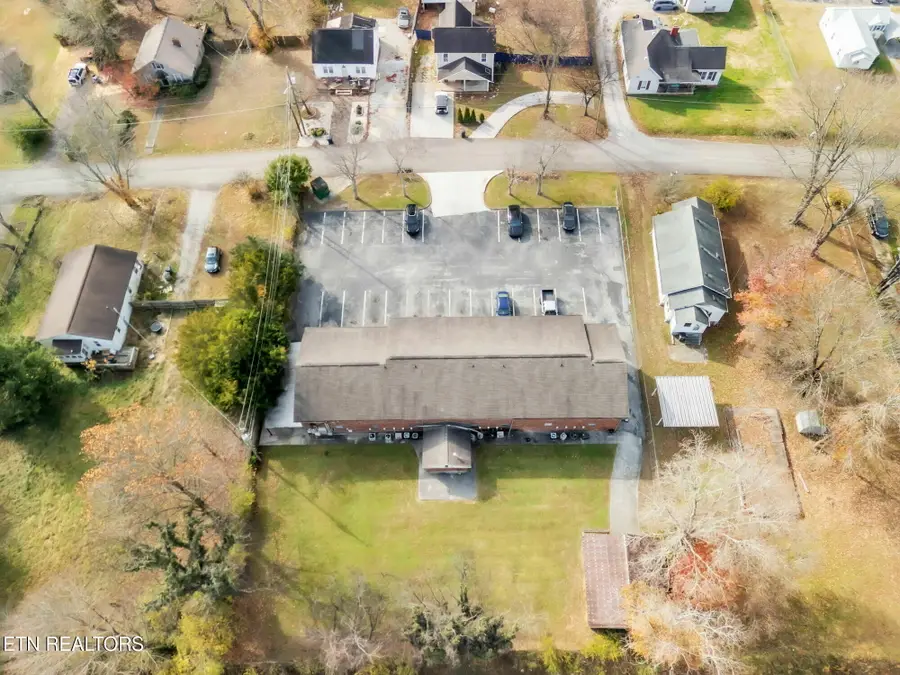 4700 Upchurch Rd, Knoxville, TN 37912 - #3