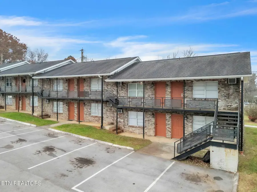 3014 Forestdale Ave, Knoxville, TN 37917 - #2