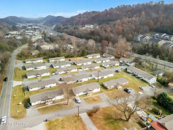 Dutch Valley Drive, Knoxville, TN 37918