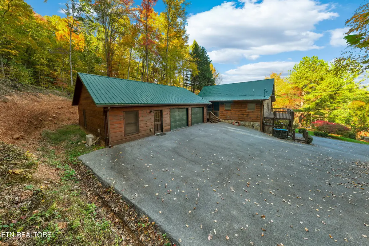 4094 Hickory Hollow Way, Sevierville, TN 37862 - #1