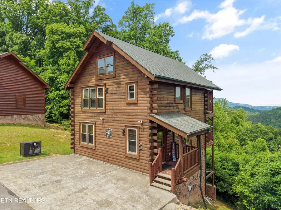 2803 White Oak Ridge Lane, Sevierville, TN 37862 - #2