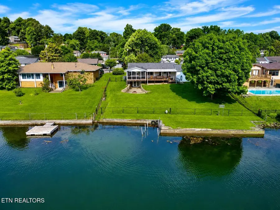 408 Riverside Drive, Clinton, TN 37716 - #2