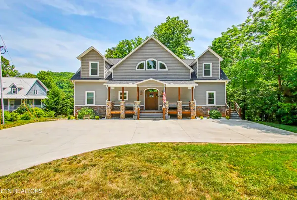 597 E Norris Point Rd, LaFollette, TN 37766