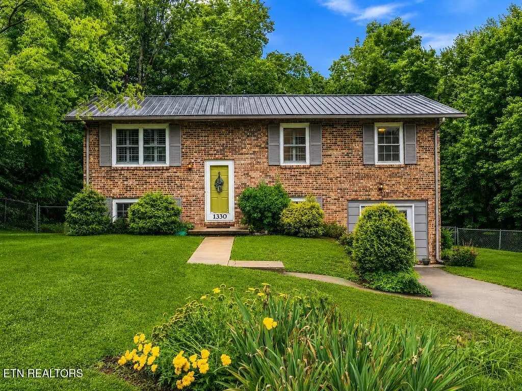 1330 Scotsbury Circle, Knoxville, TN 37919 - #1