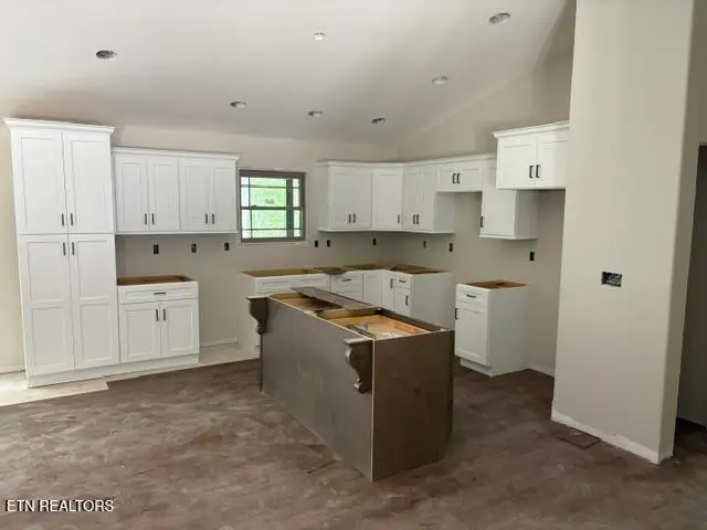 446 Beachwood Drive, Crossville, TN 38558 - #2
