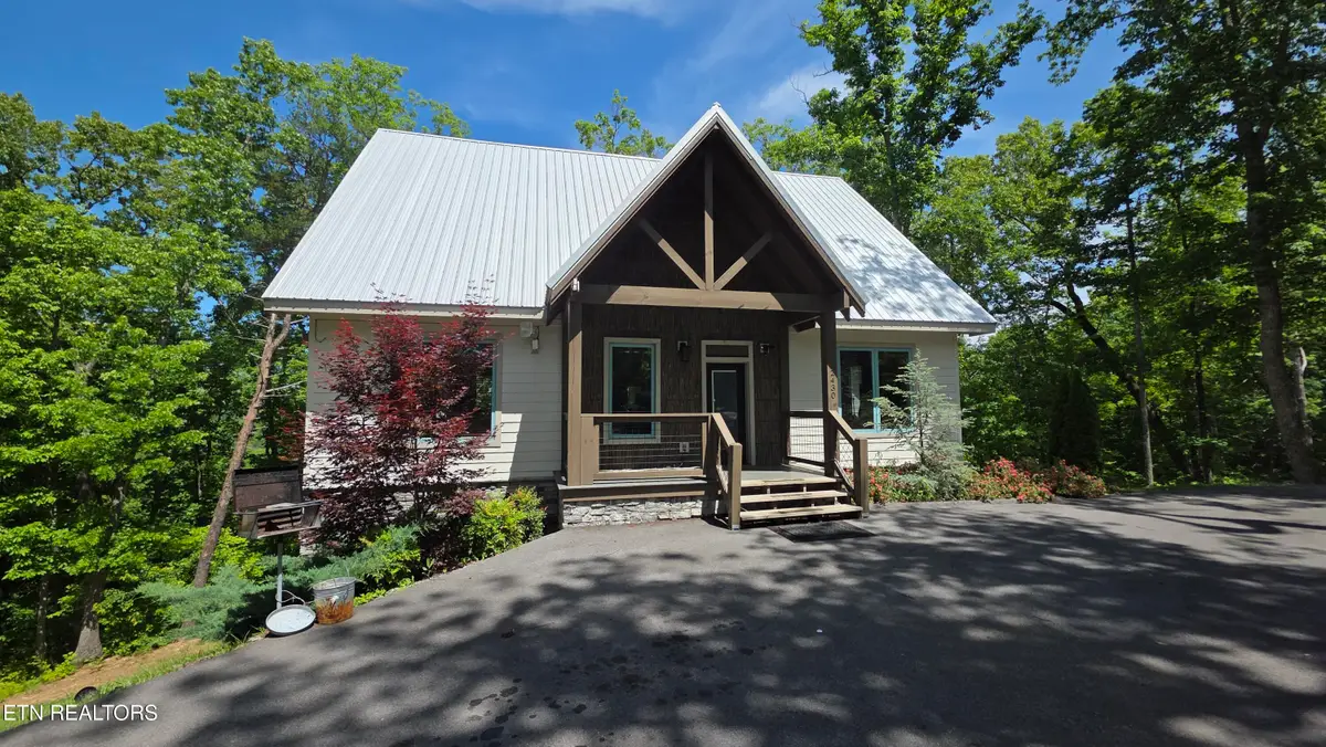 2430 Rainbow Falls Lane, Sevierville, TN 37862 - #1
