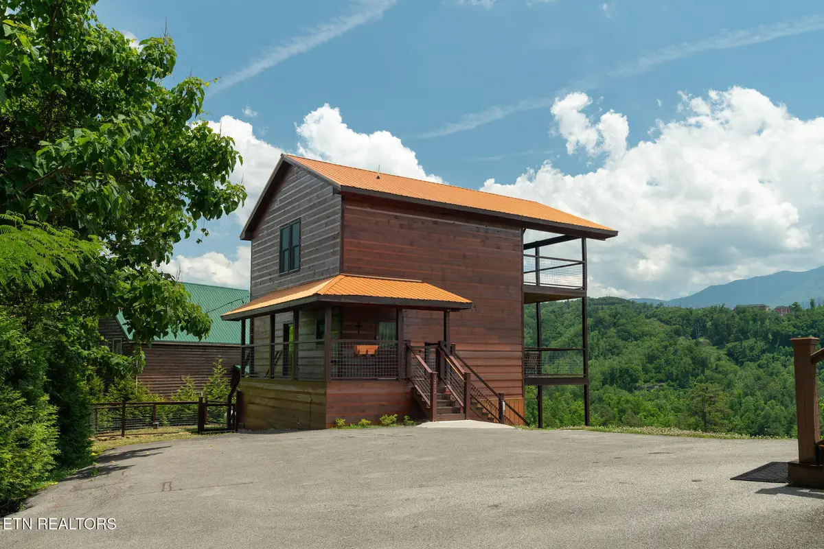 1252 Annes Rd, Gatlinburg, TN 37738 - #1