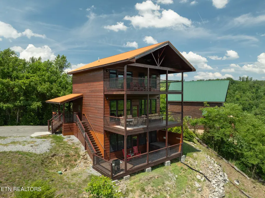 1252 Annes Rd, Gatlinburg, TN 37738 - #2