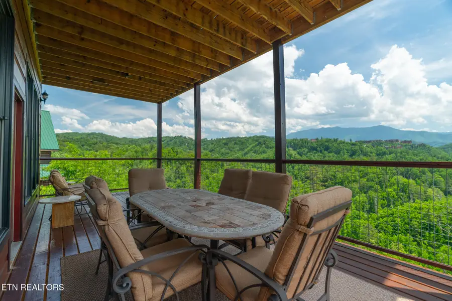 1252 Annes Rd, Gatlinburg, TN 37738 - #3