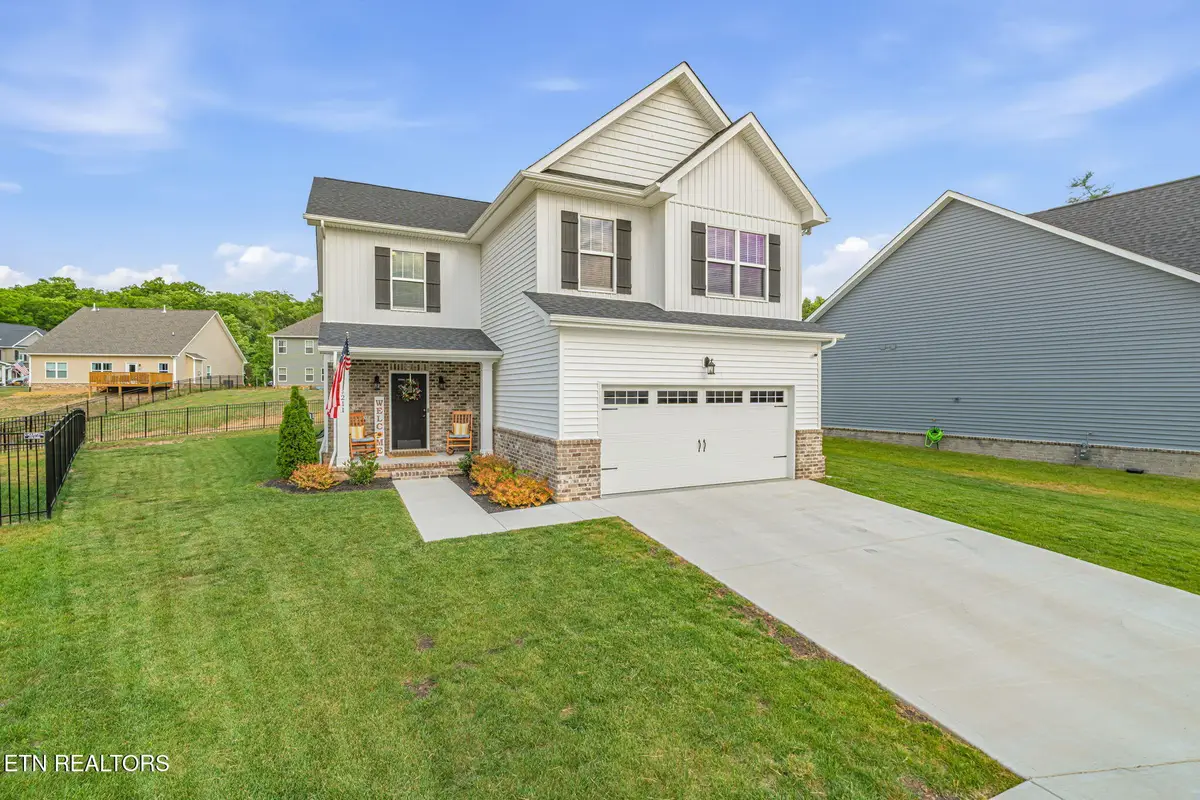 211 Queenberry St, Oak Ridge, TN 37830 - #1