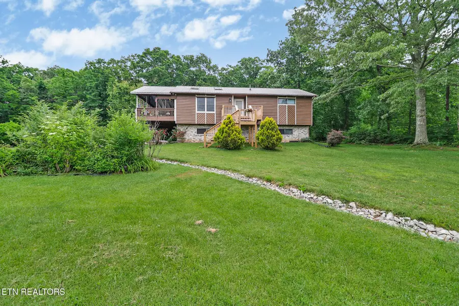 8424 Cherokee Tr, Crossville, TN 38572 - #2