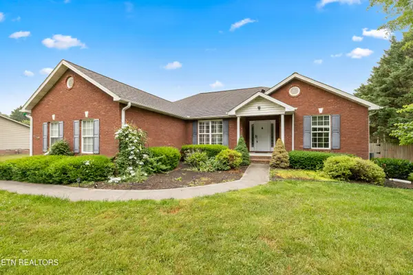 725 Water Oak Drive, Seymour, TN 37865