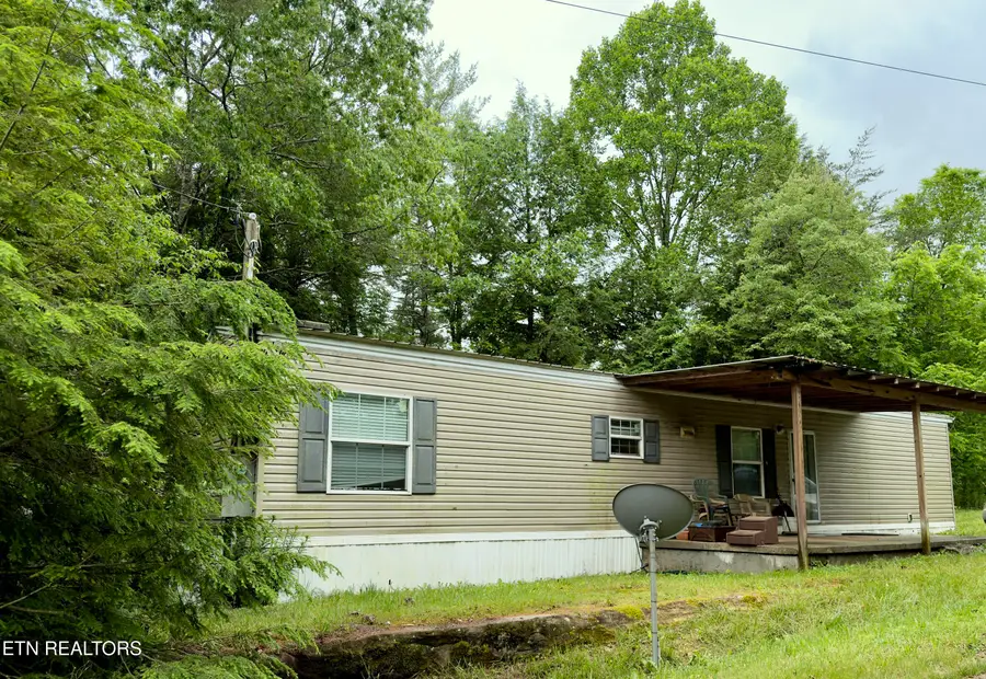 1260 Old Sunbright Rd, Jamestown, TN 38556 - #3