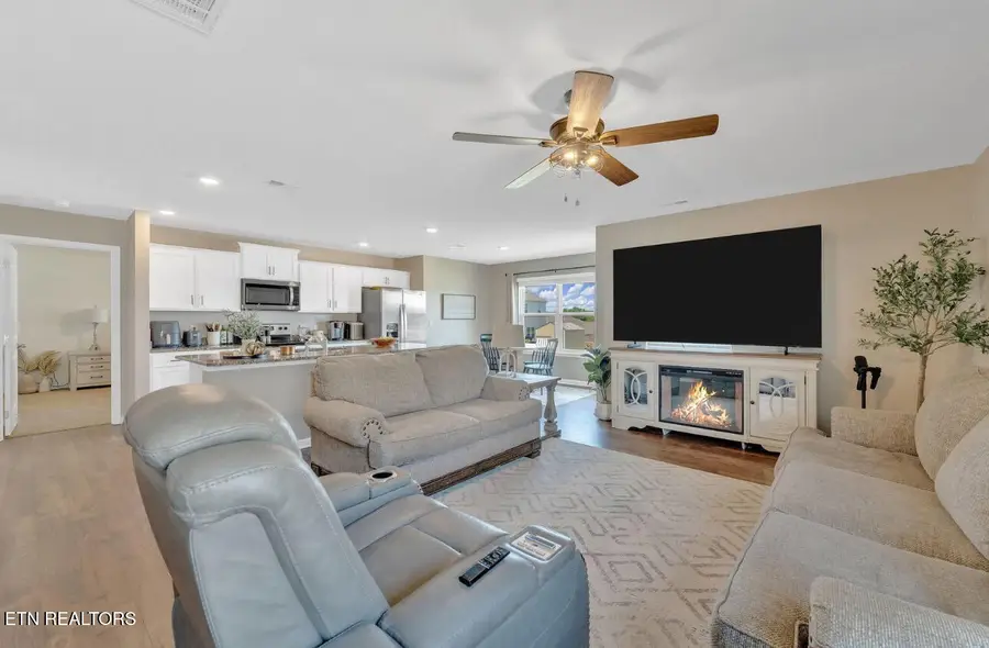 312 Aspen Drive, Jefferson City, TN 37760 - #2