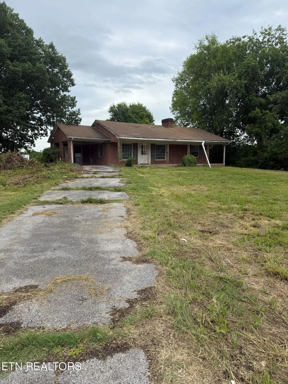 4477 Enka Hwy, Morristown, TN 37813 - #1