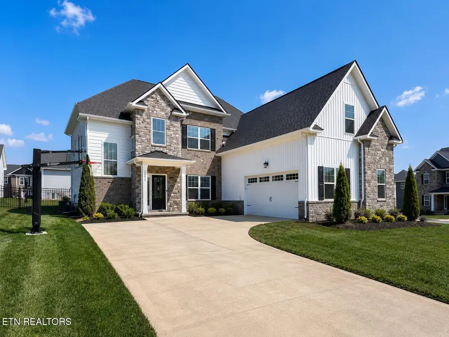 9400 Liberty Bell Rd, Powell, TN 37849 - #2
