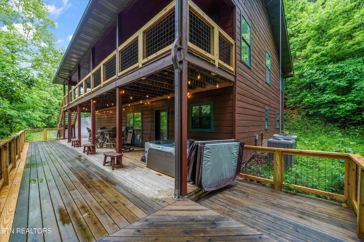 3856 Ravens Den Way, Sevierville, TN 37862 - #1