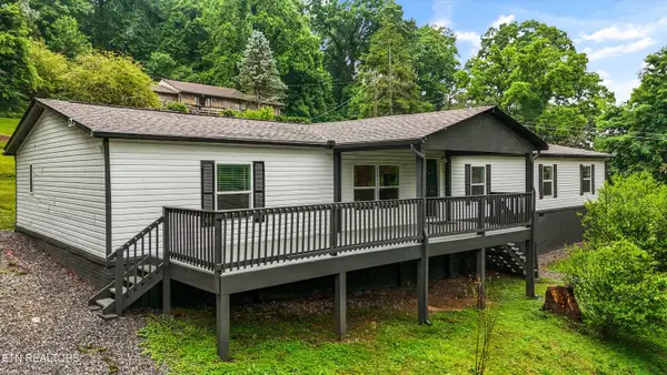 2406 Dayton St, Knoxville, TN 37921