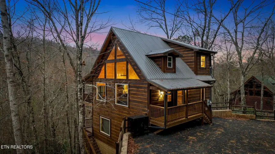 1828 Beach Front, Sevierville, TN 37876 - #2