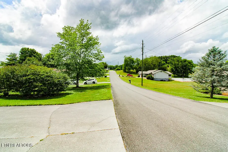 311 Newman Drive, Kodak, TN 37764 - #3