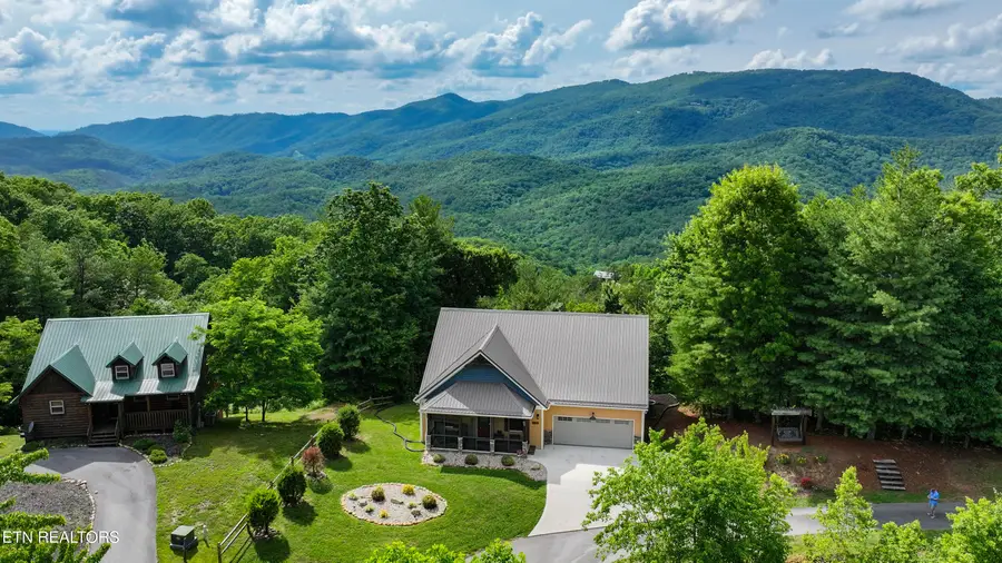 4973 Long Rifle Rd, Walland, TN 37886 - #3