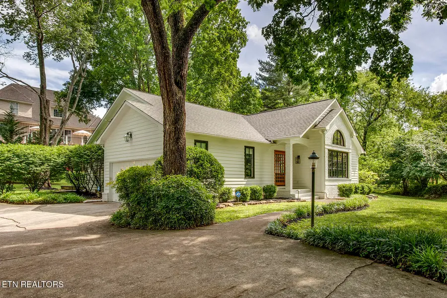 6604 Westland Drive, Knoxville, TN 37919 - #2