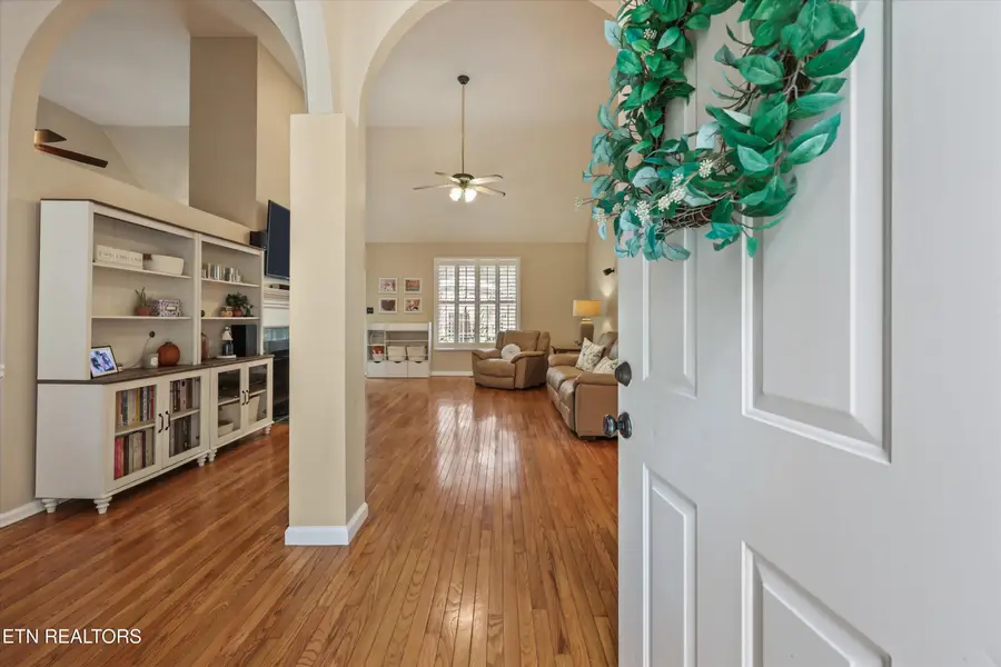 2369 Conners Creek Circle, Knoxville, TN 37932 - #2
