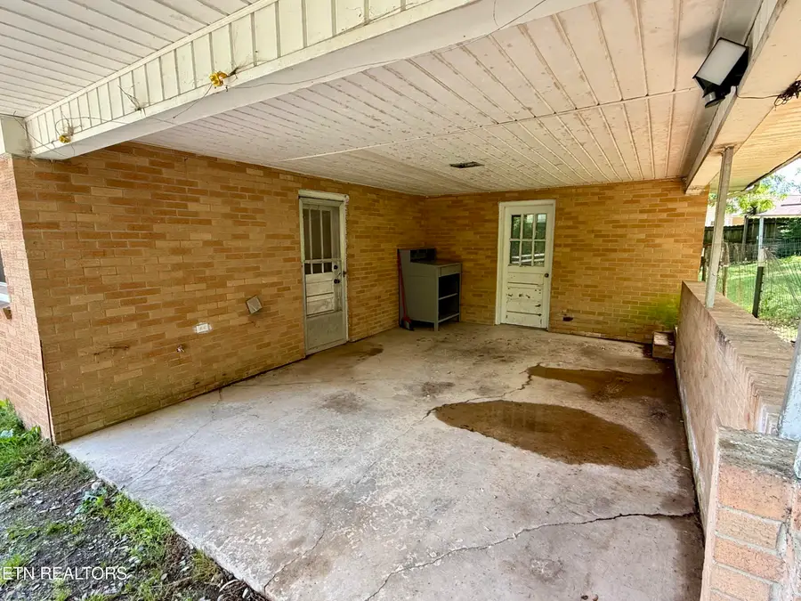 508 Mcconkey St, Madisonville, TN 37354 - #3