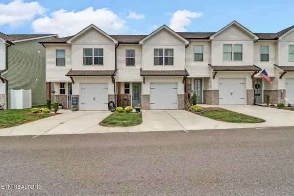 315 Harper Village Way, Lenoir City, TN 37771