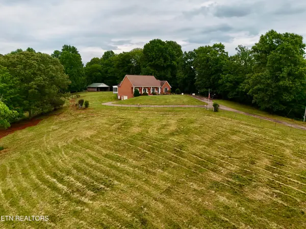 630 Kenny Brook Lane, Greenback, TN 37742