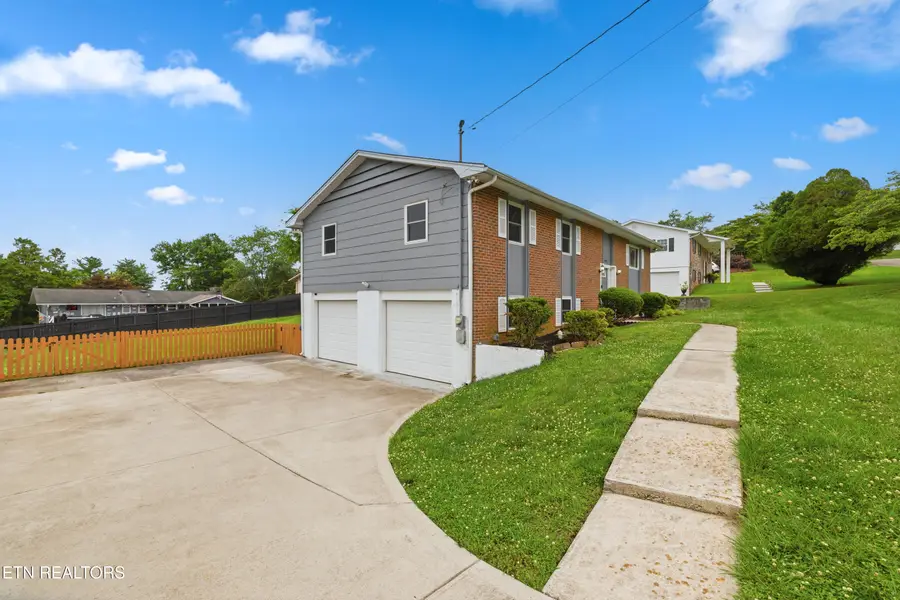 10820 Dineen Drive, Knoxville, TN 37934 - #2