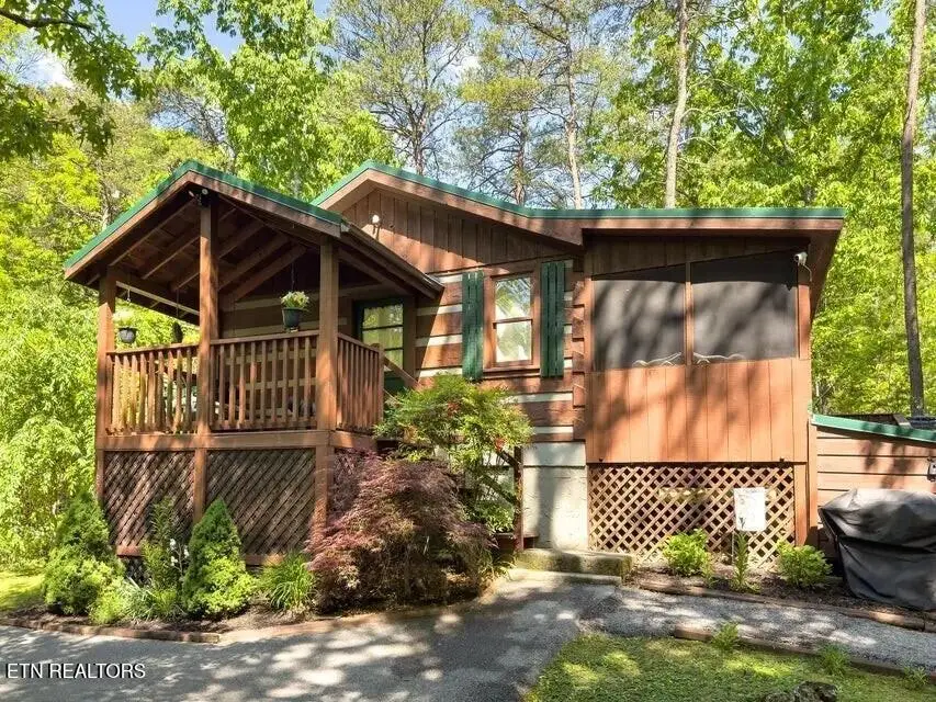 1654 S Mountain View Rd, Sevierville, TN 37876 - #1