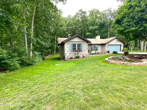 134 Lakeside Drive, Crossville, TN 38558