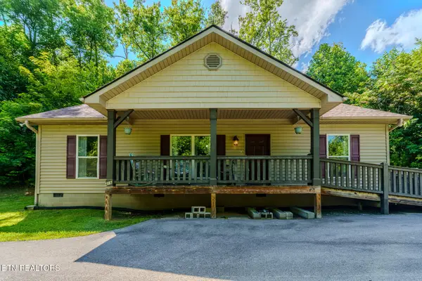 416 Forrest Springs Drive, Gatlinburg, TN 37738
