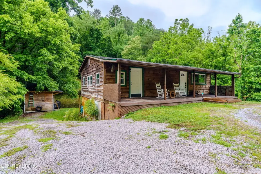 446 Lovers Lane, Townsend, TN 37882 - #2