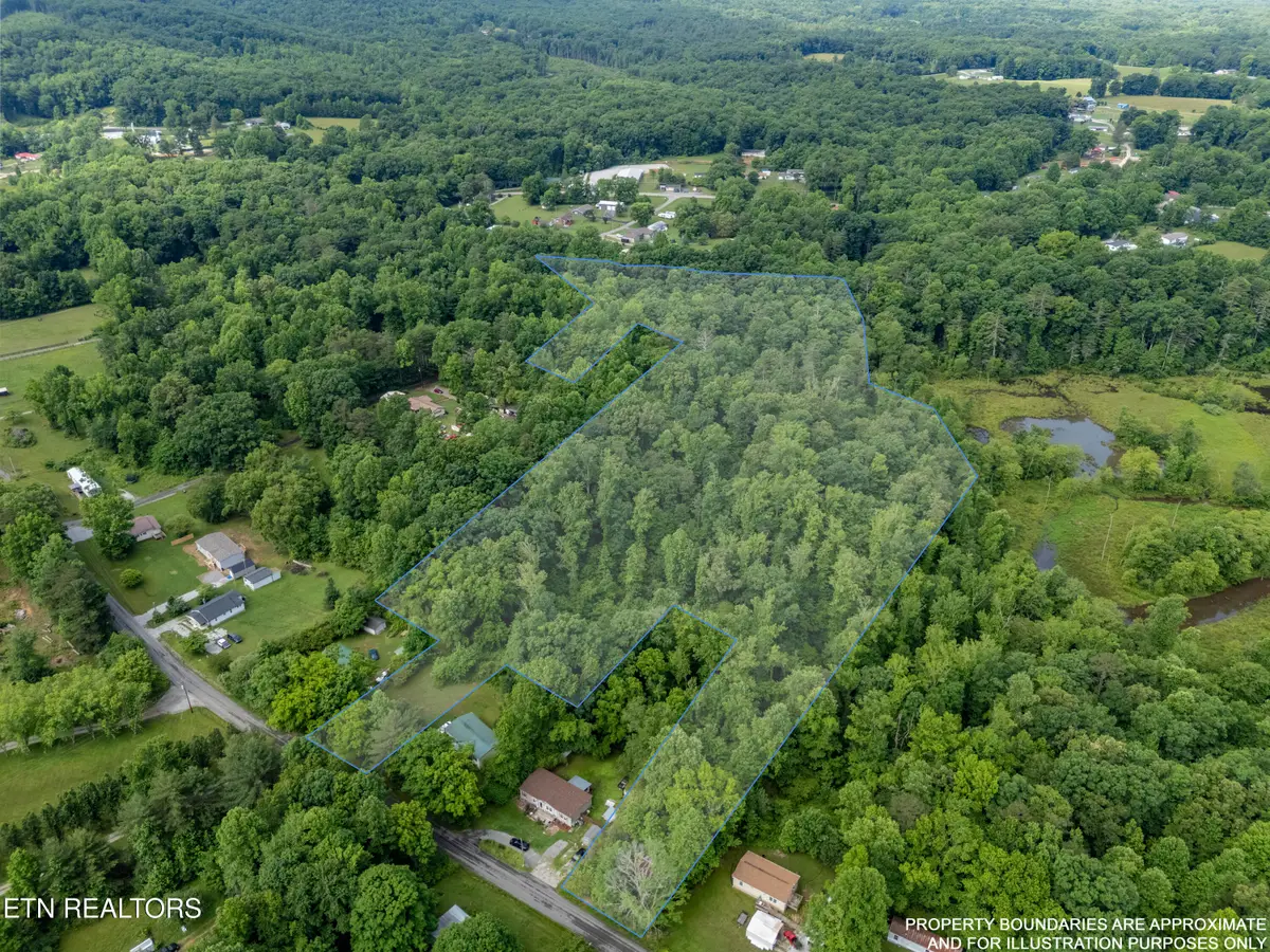 416 Liberty Rd, Wartburg, TN 37887 - #1