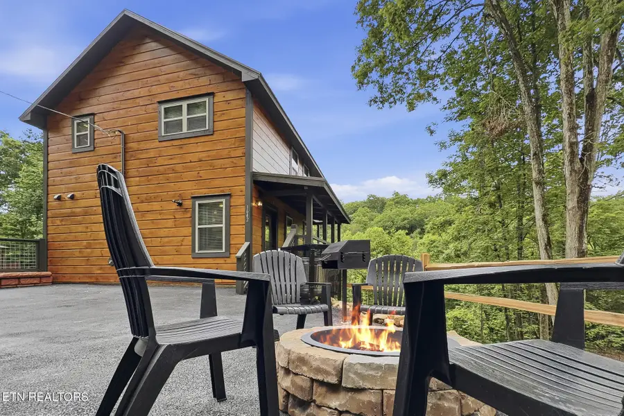 1642 Lake Drive, Gatlinburg, TN 37738 - #3