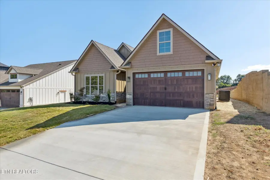 3019 Bridgewater Blvd, Morristown, TN 37814 - #2