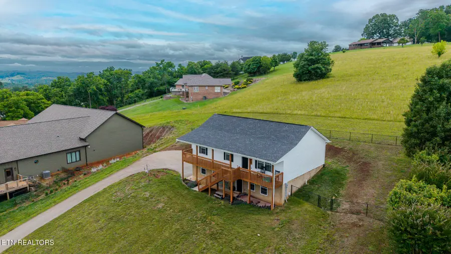 2713 Lucille Ave, Kodak, TN 37764 - #2