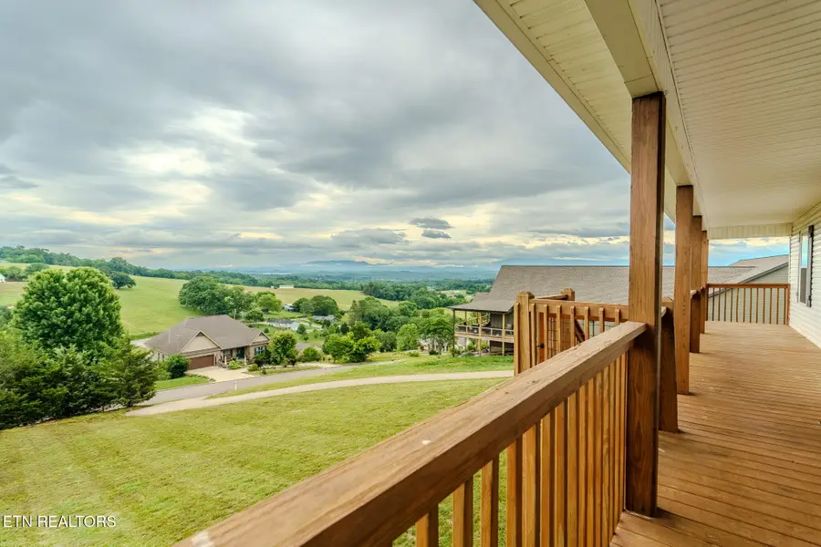 2713 Lucille Ave, Kodak, TN 37764 - #3