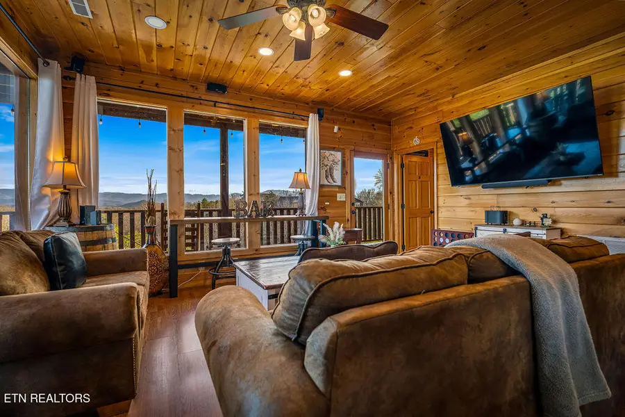 1911 Oakmont Drive, Sevierville, TN 37876 - #2