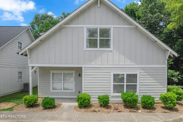 1334 Apple Blossom Way, Knoxville, TN 37920